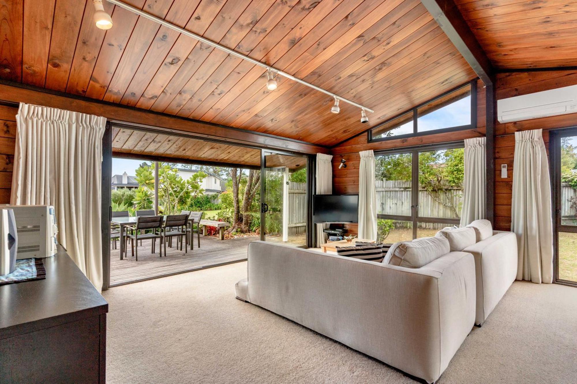 Pauanui Beach House Suntrap Exterior photo